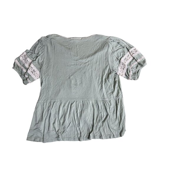 Rewind Womens Sage Green Short Sleeve Top With Lace Detail Size XL - Picture 2 of 6